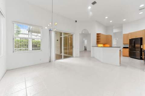 6389 Cortona Street, Lake Worth FL - photo 13 of 42