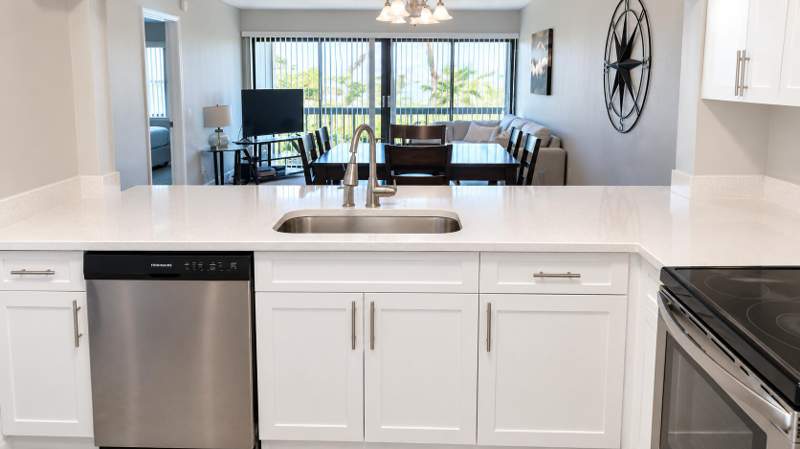 2 bedroom Condominium at 3050 Presidential Way #206, Lands Of The President Condo 8, West Palm Beach — photo 4