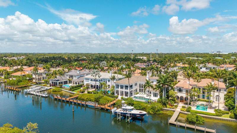 11 bedroom Single Family Residence at 792 Harbour Isle Court, Harbour Isles, North Palm Beach — photo 5