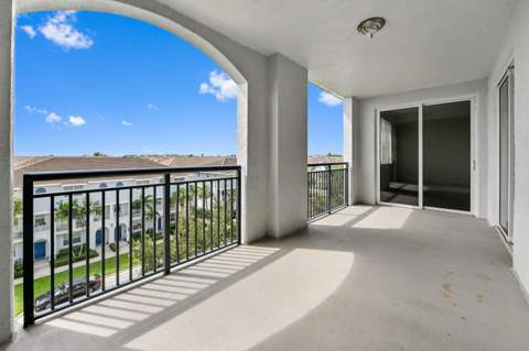 1660 Renaissance Commons Boulevard #2517, Boynton Beach FL - photo 19 of 35