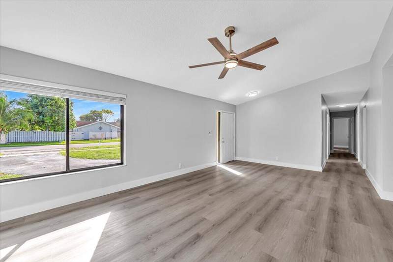 3 bedroom Single Family Residence at 837 SW 56th Avenue, Heritage Pines, Margate — photo 5