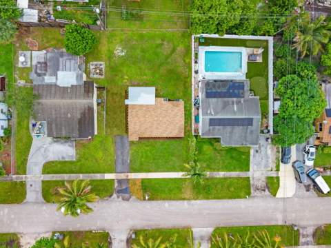 5295 Helene Place, West Palm Beach FL - photo 21 of 25