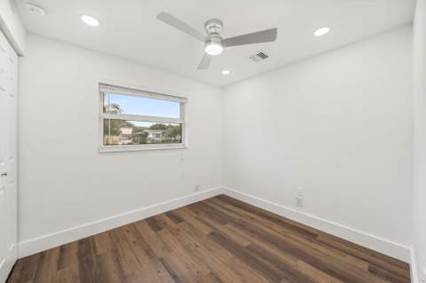 5295 Helene Place, West Palm Beach FL - photo 12 of 25