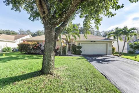 5258 NW 51st Court, Coconut Creek FL - photo 6 of 44