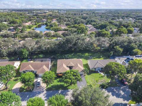 5258 NW 51st Court, Coconut Creek FL - photo 8 of 44