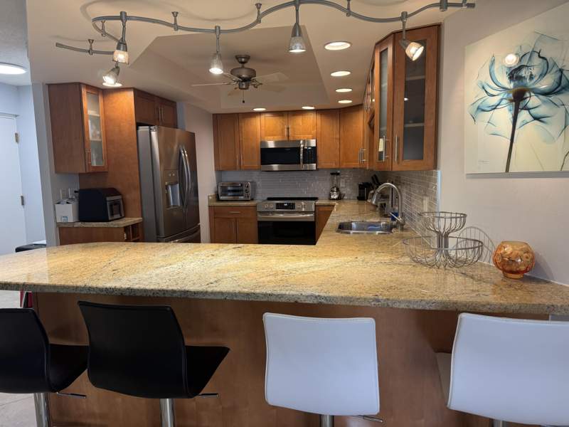 2 bedroom Condominium at 2800 N Ocean Drive #A-22B, Phoenix Towers Condo, Singer Island — photo 2