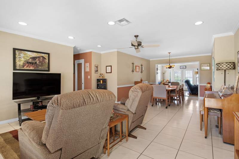 3 bedroom Single Family Residence at 5741 NE 19th Terrace, Coral Highlands, Fort Lauderdale — photo 5