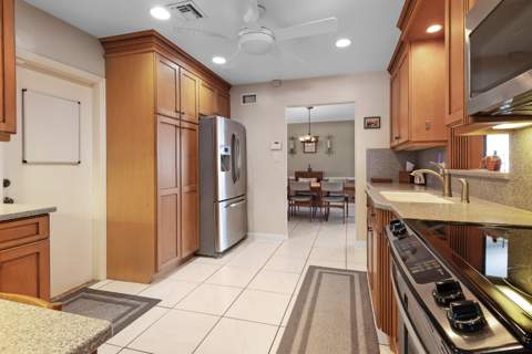 5741 NE 19th Terrace, Fort Lauderdale FL - photo 17 of 41