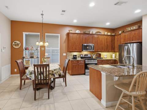 10551 SW Kelsey Way, Port St. Lucie FL - photo 16 of 39