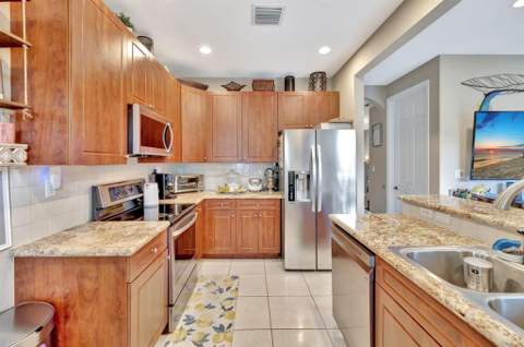 2851 W Prospect Road #1209, Tamarac FL - photo 15 of 39