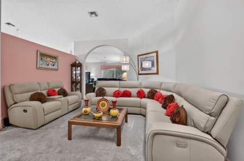 9678 Harbour Lake Circle, Boynton Beach FL - photo 10 of 86