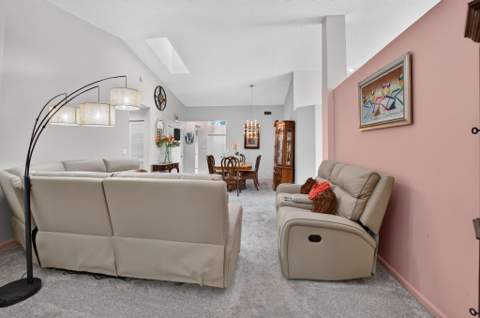 9678 Harbour Lake Circle, Boynton Beach FL - photo 13 of 86