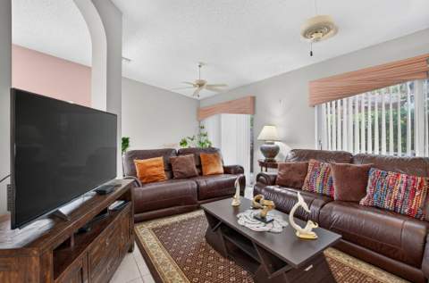 9678 Harbour Lake Circle, Boynton Beach FL - photo 15 of 86