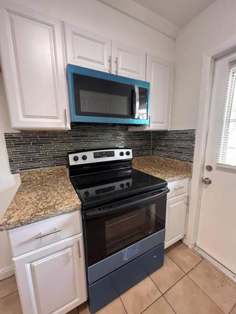 645 SW 20th Court #0020, Delray Beach FL - photo 8 of 28