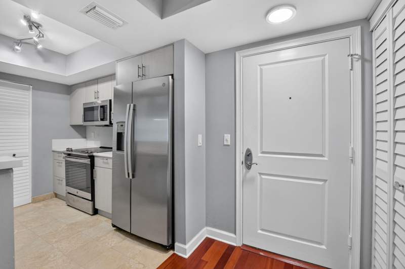 1 bedroom Condominium at 99 SE Mizner Boulevard #435, Palmetto Place Condo, Boca Raton — photo 4