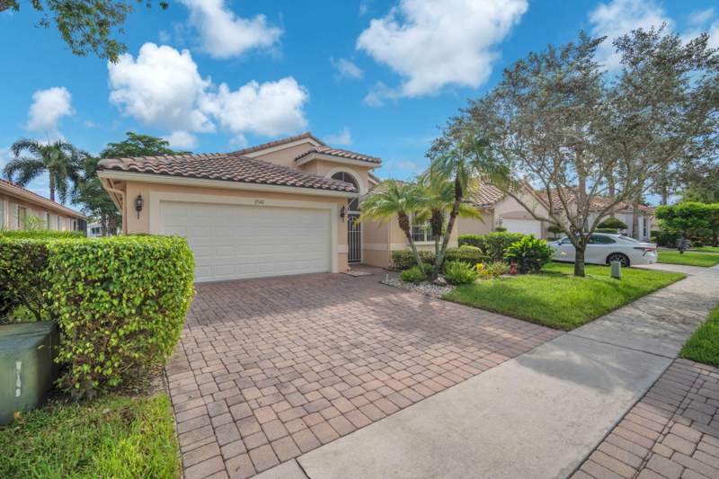 3 bedroom Single Family Residence at 11542 Spring Oak Avenue, Lester Pud 1, Boynton Beach — photo 2