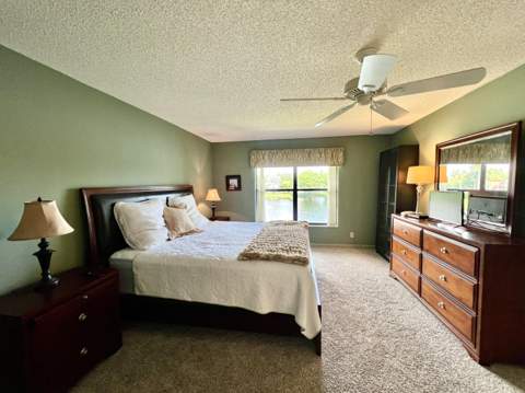 6944 Briarlake Circle #201, Palm Beach Gardens FL - photo 15 of 42