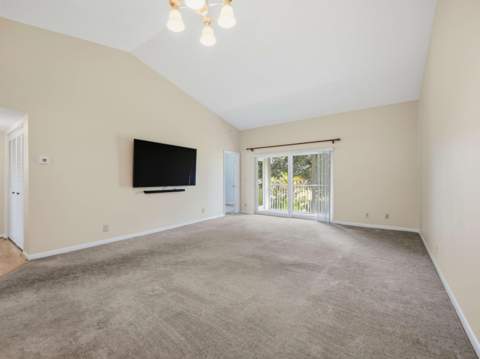 3041 Holiday Springs Boulevard #201, Margate FL - photo 9 of 29