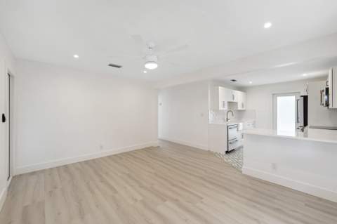 514 52nd Street, West Palm Beach FL - photo 14 of 32