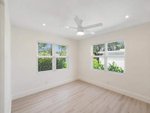 514 52nd Street, West Palm Beach FL - photo 15 of 32