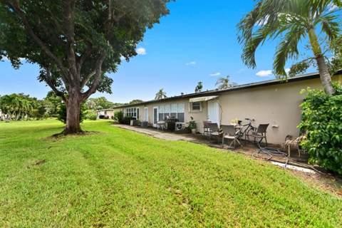 947 Circle Drive #A, Delray Beach FL - photo 12 of 21