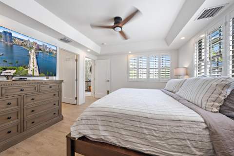 386 Palmetto Street, West Palm Beach FL - photo 19 of 40