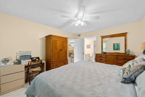 9095 Flynn Circle #2, Boca Raton FL - photo 12 of 40