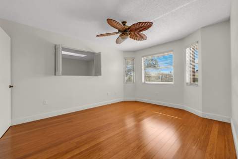 942 SW 113th Terrace, Pembroke Pines FL - photo 15 of 55