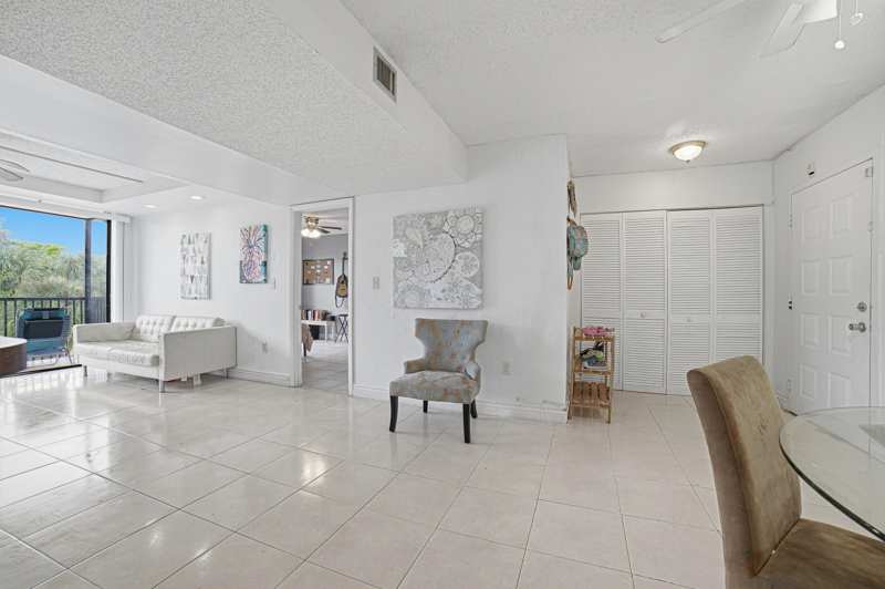 2 bedroom Condominium at 5530 NW 44th Street #309C, Inverwood Condo, Lauderhill — photo 1