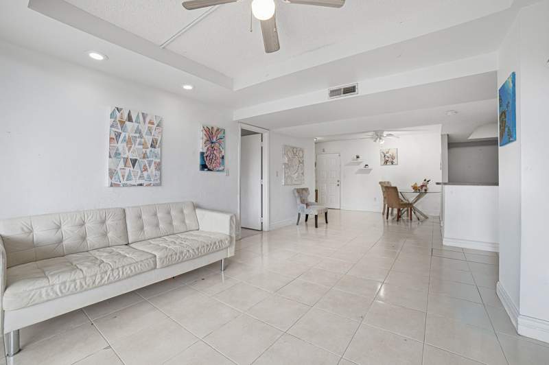 2 bedroom Condominium at 5530 NW 44th Street #309C, Inverwood Condo, Lauderhill — photo 2