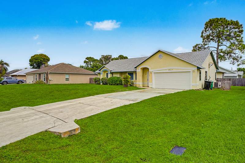 4 bedroom Single Family Residence at 3617 SW Masilunas Street, Port St Lucie Section 19, Port St. Lucie — photo 2