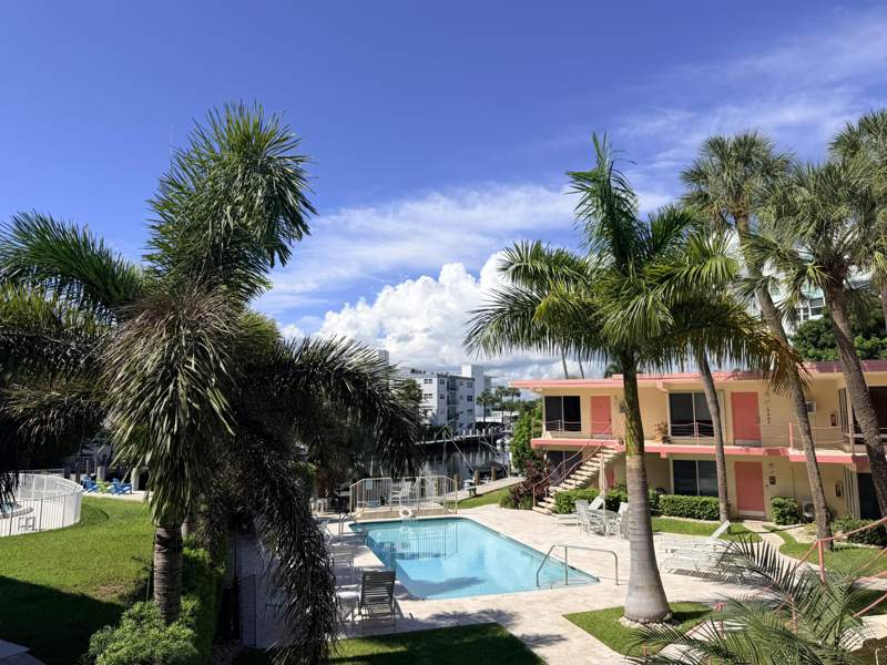 1 bedroom Stock Cooperative at 2825 NE 33rd Avenue #208, Marlin Bay Apts Co-Op, Fort Lauderdale — photo 2