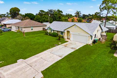 3617 SW Masilunas Street, Port St. Lucie FL - photo 8 of 14