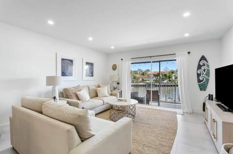 330 N Federal Highway #211, Deerfield Beach FL - photo 11 of 29