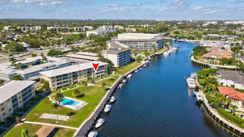 2 bedroom Condominium at 330 N Federal Highway #211, River House Terrace Condo, Deerfield Beach — photo 1