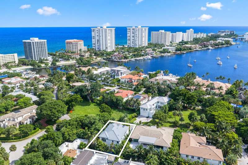 5 bedroom Single Family Residence at 755 W Fern Drive, Por La Mar, Boca Raton — photo 1
