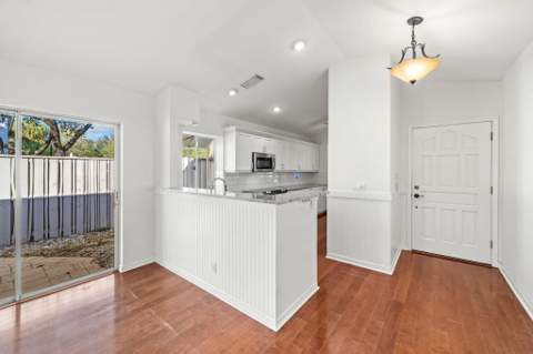 28 Governors Court, Palm Beach Gardens FL - photo 8 of 34