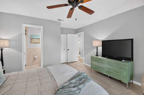 4675 Canal Drive, Lake Worth FL - photo 23 of 48