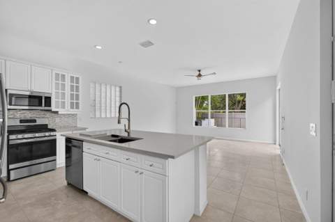 207 Isle Verde Way, Palm Beach Gardens FL - photo 19 of 50