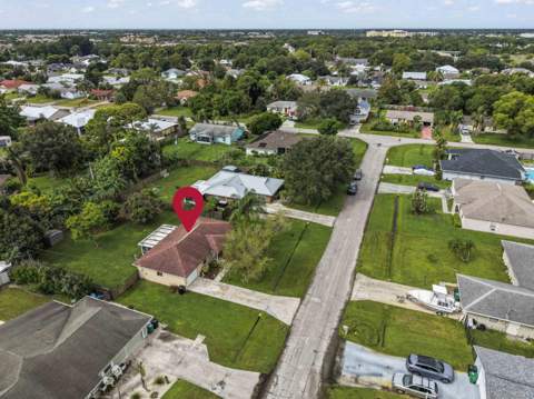 2322 SE Bounty Avenue, Port St. Lucie FL - photo 19 of 23