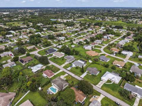 2322 SE Bounty Avenue, Port St. Lucie FL - photo 20 of 23