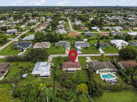 2322 SE Bounty Avenue, Port St. Lucie FL - photo 18 of 23