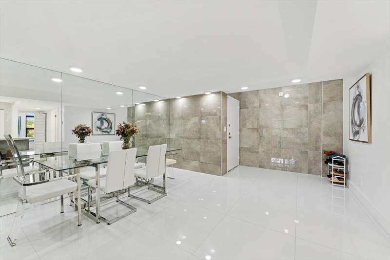 2 bedroom Condominium at 3730 Inverrary Drive #2L, International Village At, Lauderhill — photo 4