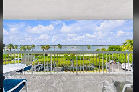 3300 S Ocean Boulevard #306N, Palm Beach FL - photo 21 of 35
