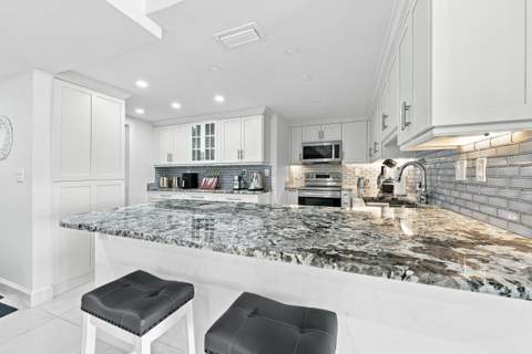 3300 S Ocean Boulevard #306N, Palm Beach FL - photo 14 of 35