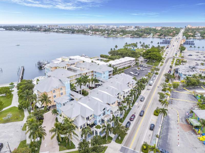 3 bedroom Single Family Residence at 309 E Ocean Avenue #304, Olde Village Pointe Condo, Lantana — photo 3