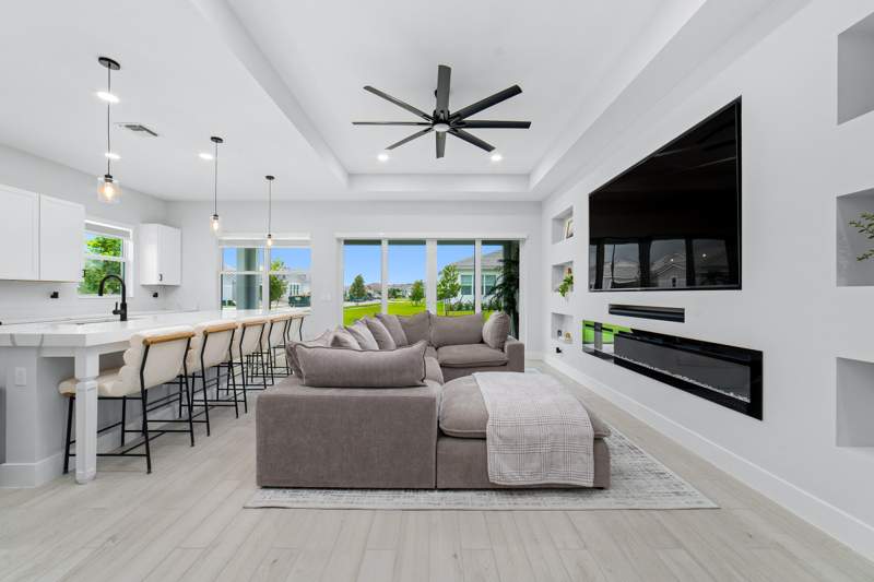 4 bedroom Single Family Residence at 14176 Foothill Fls Way, Pines Of Westlake, Westlake — photo 4