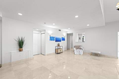 309 E Ocean Avenue #304, Lantana FL - photo 14 of 30