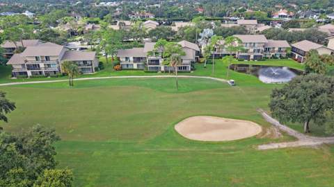 9169 SE Riverfront Terrace #J, Jupiter FL - photo 17 of 48