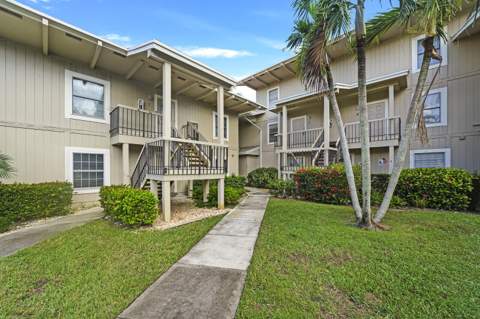 9169 SE Riverfront Terrace #J, Jupiter FL - photo 24 of 48